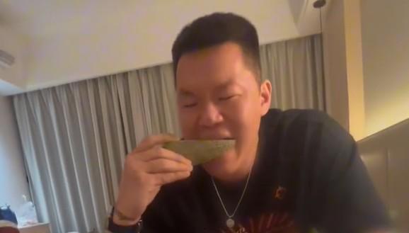 网友吃瓜视频,娱乐圈幕后真相大曝光！
